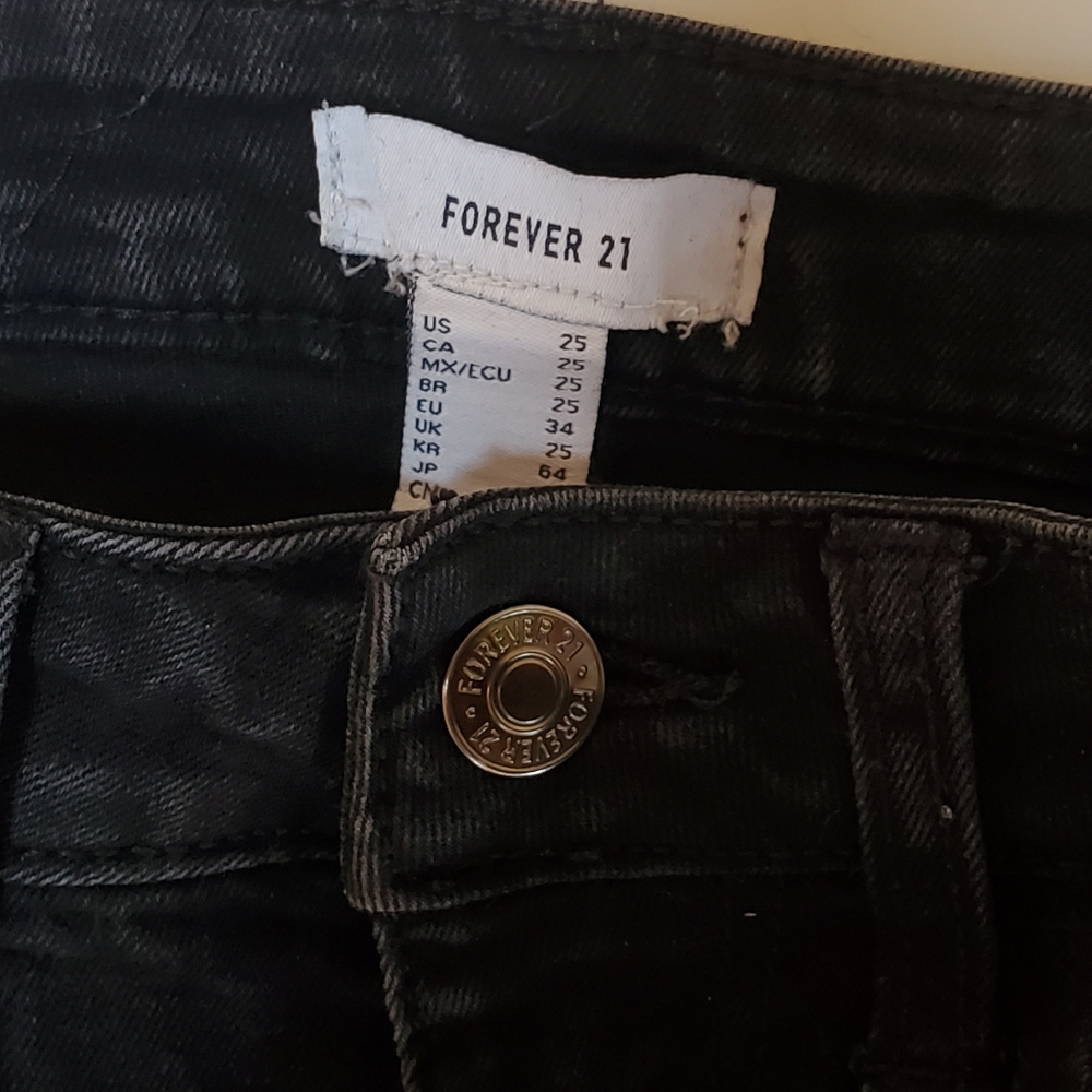 EUC Forever 21 Black Skinny Stretch Jeans Size 25 - Picture 3 of 5